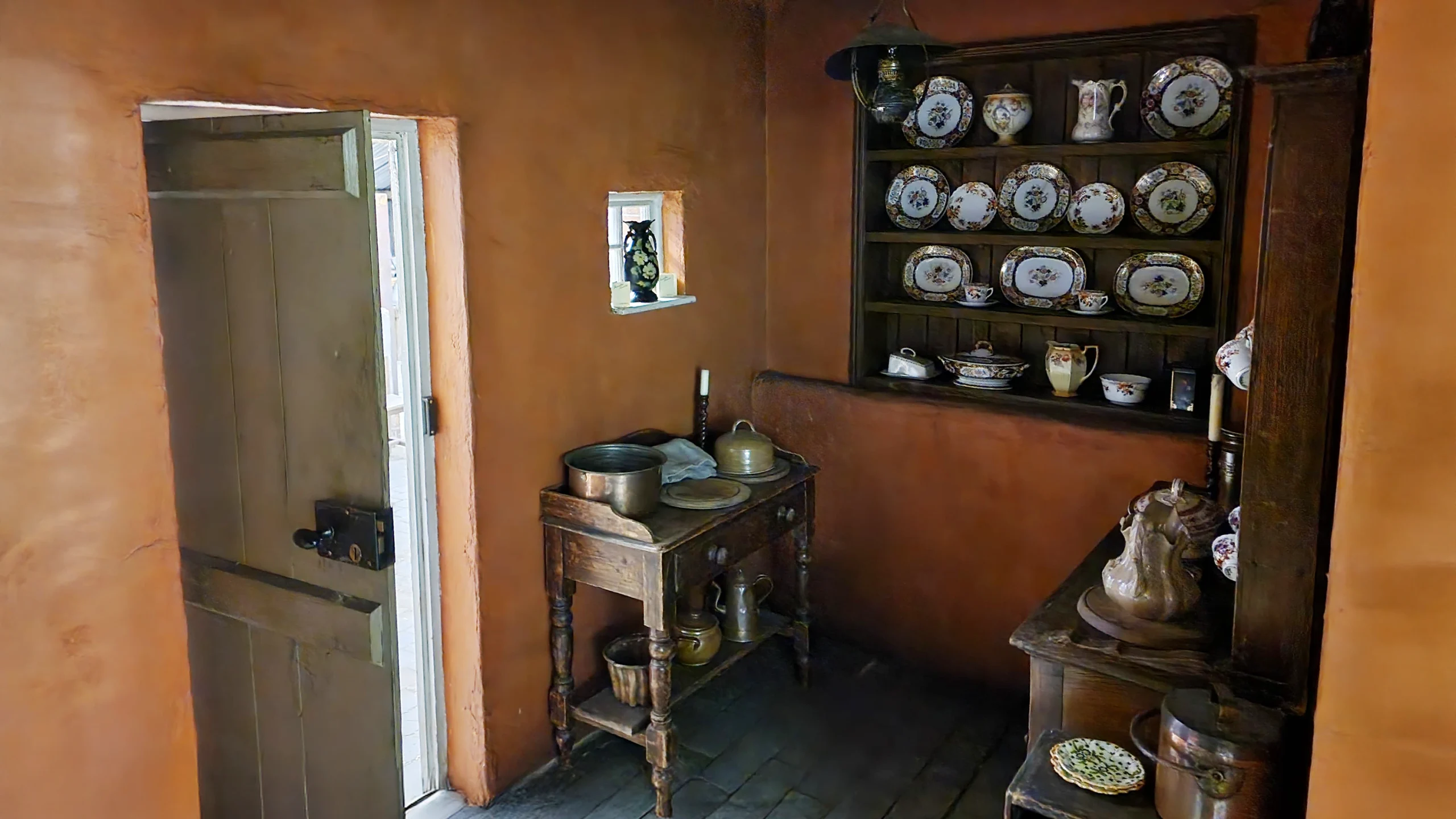 Cineco-Wicked-Little-Letters-5